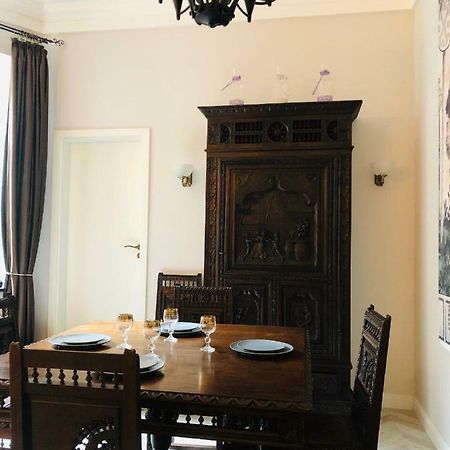 Vip Apartment History Lviv Kültér fotó