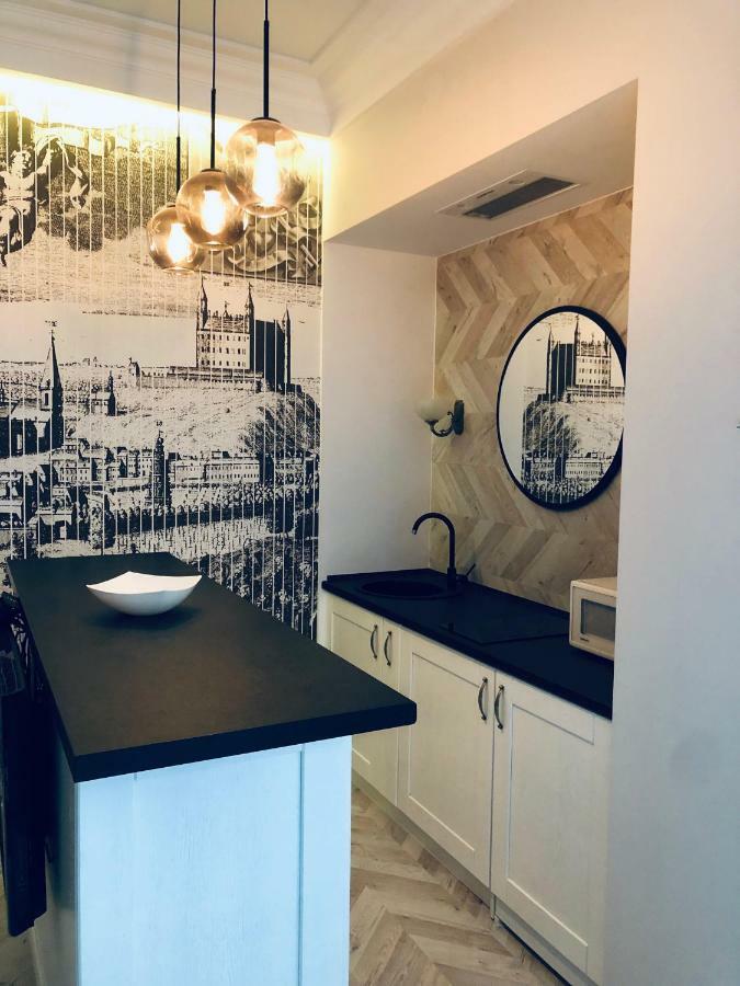 Vip Apartment History Lviv Kültér fotó